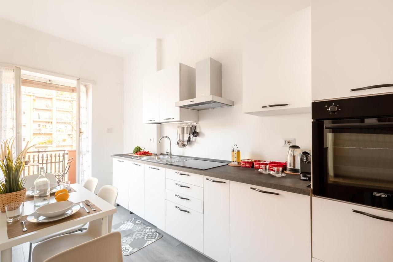 Loto Apartment Rom